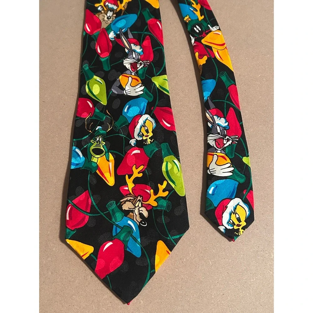 Vintage 1993 Looney Tunes Mania Christmas Silk Tie Bugs Bunny Tweety Holiday